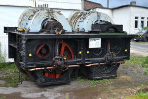D112527 E16 02