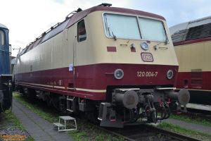 D112548 120 004
