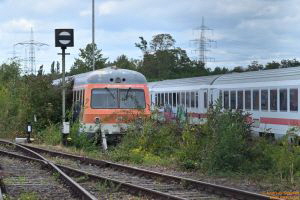 D112556 614 005