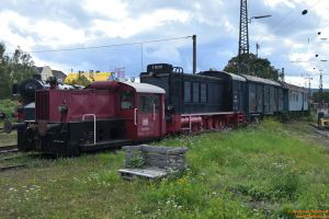 D112585 323 852_V36 107