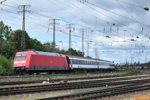 D112593 101 040