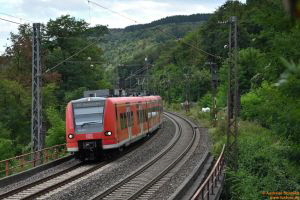 D112761 425 020