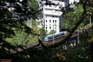 D112839 650 132