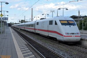 D112962 401 080