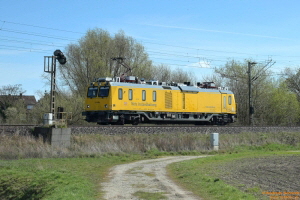 D114037 702 203k