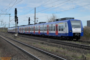 D114045 425 277