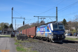 D114073 193 174