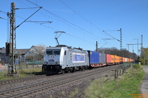 D114077 386 024