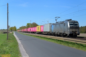 D114357 193 993