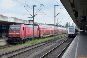 D114580 146 266_622 215