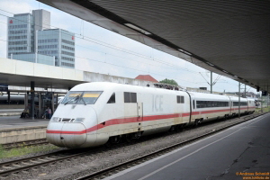 D114586_410 101