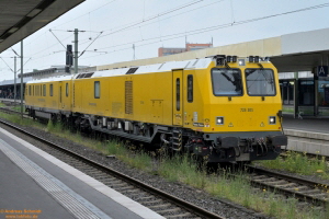D114627_725 101