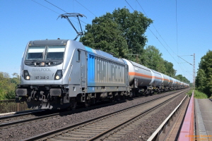 D114863 187 346