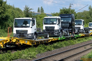 D115049 MAN